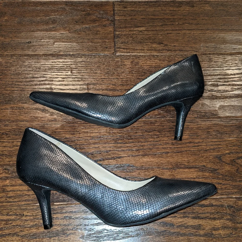 Alfani Step n Flex Pump Heels with Metallic Snake Skin Print